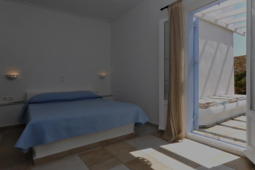 Degaetas Resort Antiparos Room photo